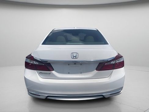 Used 2016 Honda Accord EX-L image 12