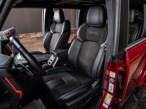 Used 2025 Ford Bronco Raptor AWD/4WD image 20