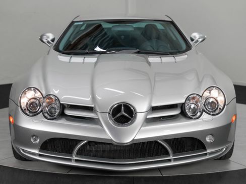 Used 2006 Mercedes-Benz SLR image 10