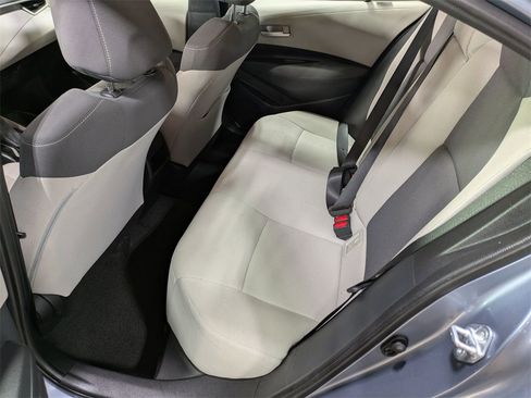 Used 2021 Toyota Corolla LE image 20