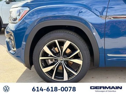 New 2026 Volkswagen Atlas Cross Sport SEL Premium R-Line AWD/4WD image 12
