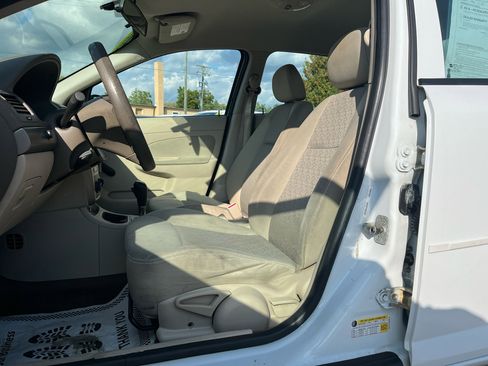 Used 2007 Chevrolet Cobalt LS w/ Enhanced Safety Package image 14