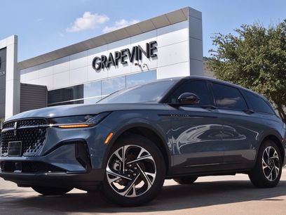 New 2025 Lincoln Nautilus Premier w/ Jet Appearance Package