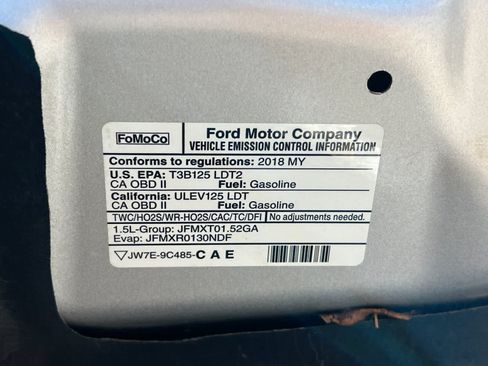 Used 2018 Ford Escape SE FWD image 29