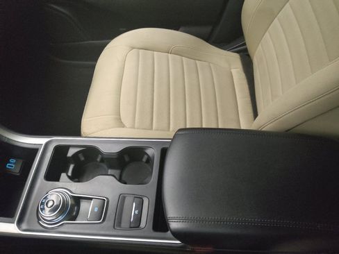 Used 2022 Ford Edge SE AWD/4WD image 26