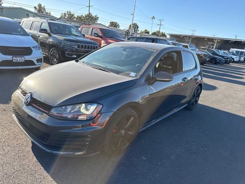 Used 2015 Volkswagen GTI SE w/ Lighting Package (SEL) FWD image 20