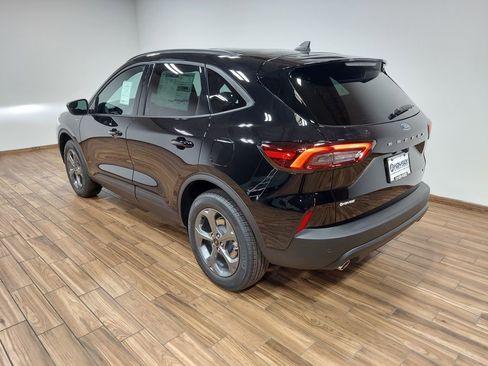 New 2025 Ford Escape ST-Line w/ Tech Pack #1 AWD/4WD image 11