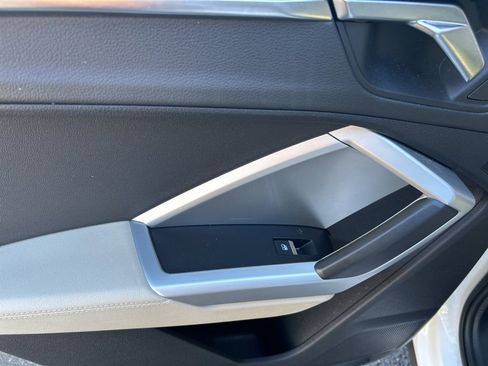 Used 2020 Audi Q3 2.0T Premium image 20