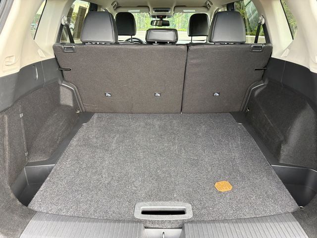 Used 2026 Nissan Rogue SL FWD image 7