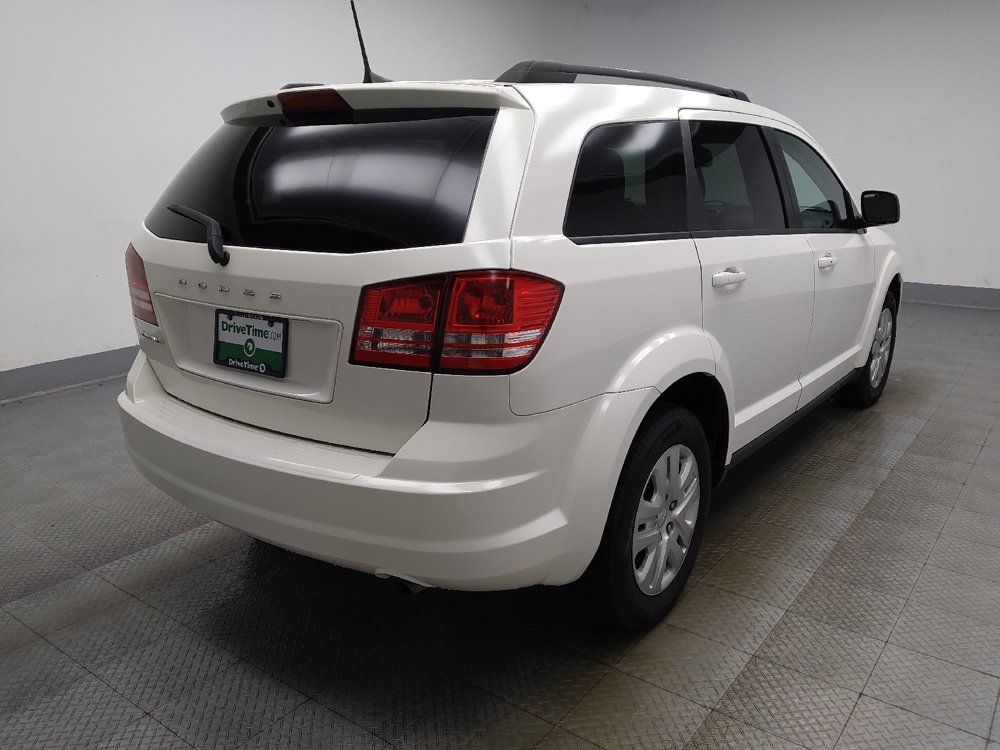 Used 2018 Dodge Journey SE w/ Connectivity Group FWD image 9