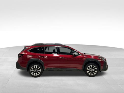 Used 2025 Subaru Outback Touring w/ Popular Package #2 AWD/4WD image 4