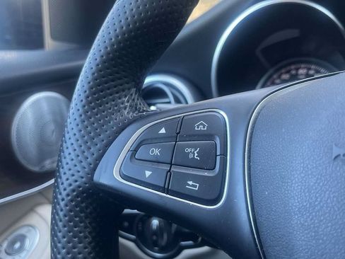 Used 2019 Mercedes-Benz GLC 300 4MATIC image 37
