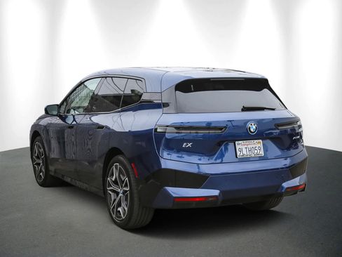 Used 2025 BMW iX xDrive50 w/ Premium Package image 4