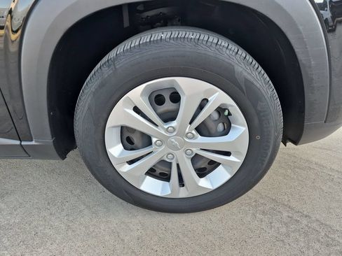 Used 2024 Chevrolet Trax LS FWD image 10