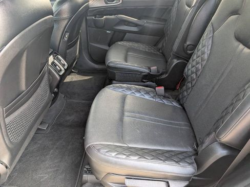 Used 2022 Kia Sorento SX FWD image 9