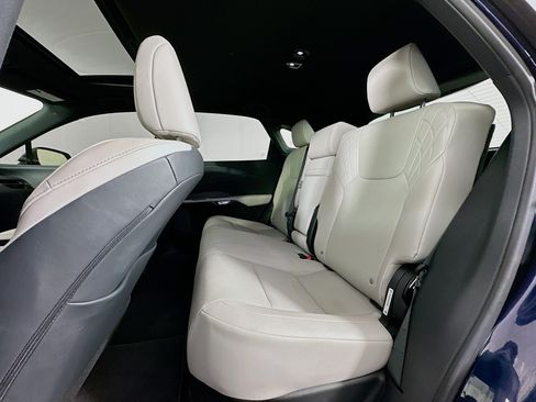 Used 2025 Lexus RX 350h w/ Convenience Package AWD/4WD image 26