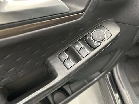 Used 2020 Ford Escape Titanium AWD/4WD image 18