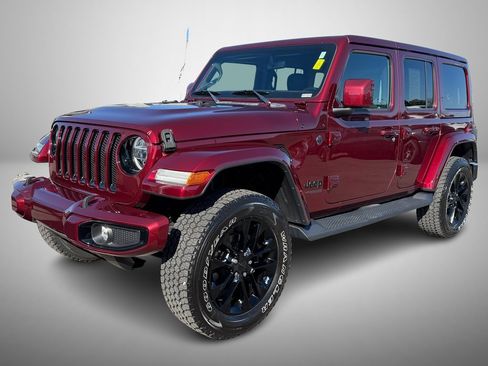 Used 2021 Jeep Wrangler Unlimited Sahara image 2