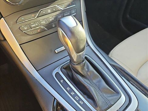 Used 2018 Ford Edge SEL w/ Equipment Group 201A image 15