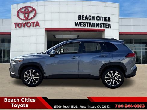 Certified 2024 Toyota Corolla Cross XLE w/ Convenience Package image 7