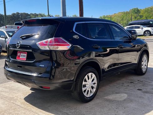 Used 2016 Nissan Rogue S image 6