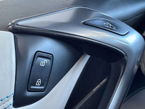 Used 2015 BMW i8 image 20