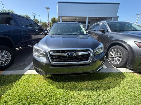 Used 2018 Subaru Forester 2.5i Limited AWD/4WD image 1