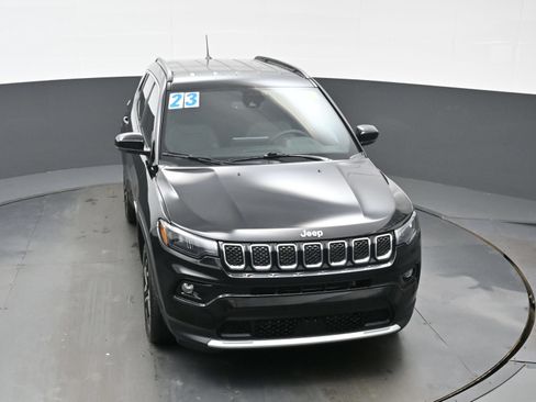 Used 2023 Jeep Compass Limited AWD/4WD image 39