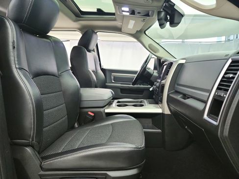 Used 2019 RAM 1500 Classic Warlock AWD/4WD image 25