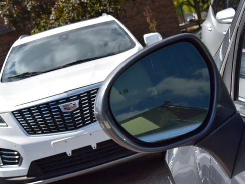 Used 2020 Buick Envision Essence AWD/4WD image 12