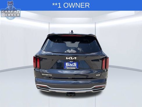 Used 2023 Kia Sorento EX AWD/4WD image 4