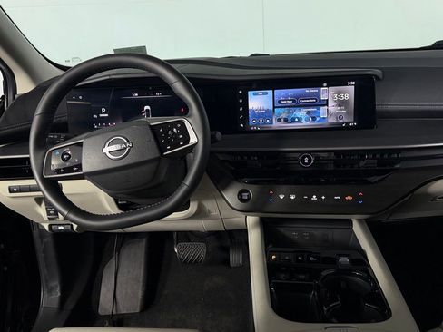 Used 2025 Nissan Murano SV AWD/4WD image 15