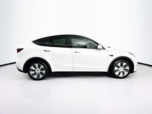 Used 2023 Tesla Model Y Long Range AWD/4WD image 10