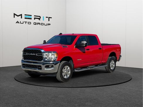 Used 2024 RAM 2500 Big Horn w/ Bed Utility Group AWD/4WD image 4
