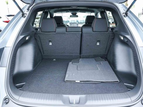 Used 2025 Honda HR-V Sport image 32