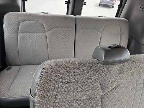 Used 2019 Chevrolet Express 3500 LS RWD image 12