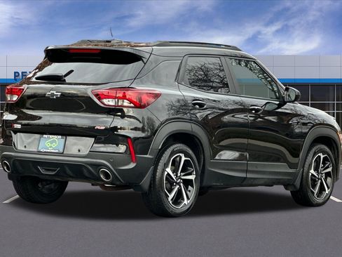 Certified 2021 Chevrolet TrailBlazer RS w/ Sun and Liftgate Package image 4
