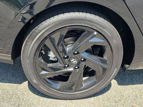 New 2026 Hyundai Elantra Sport FWD image 28