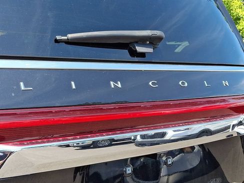 Used 2023 Lincoln Navigator Reserve AWD/4WD image 32