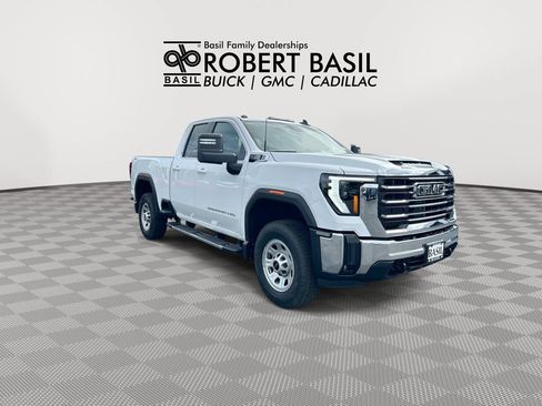 Used 2024 GMC Sierra 2500 SLE AWD/4WD image 2