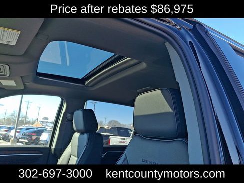 New 2026 GMC Sierra 3500 Denali w/ Denali Reserve Package AWD/4WD image 13