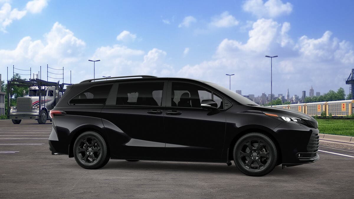 New 2026 Toyota Sienna XLE Woodland Edition AWD/4WD image 13