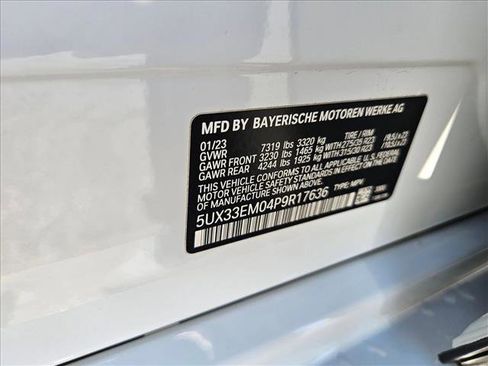 Certified 2023 BMW X7 M60i w/ Executive Package image 25