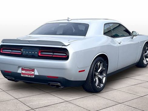 Used 2019 Dodge Challenger R/T image 15