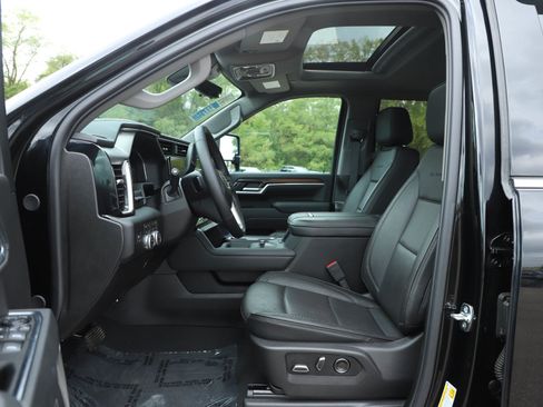 Used 2026 GMC Sierra 2500 Denali w/ Technology Package AWD/4WD image 21