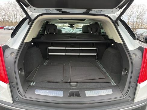 Used 2017 Cadillac XT5 Luxury w/ Driver Awareness Package image 22