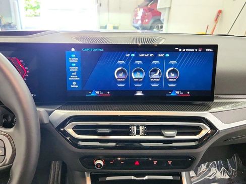 Used 2024 BMW M2 w/ Lighting Package RWD image 17