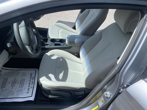 Used 2016 Hyundai Sonata SE image 13