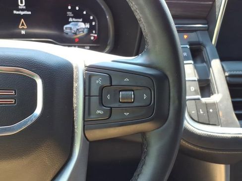 Used 2023 GMC Yukon SLT w/ SLT Premium Package AWD/4WD image 18