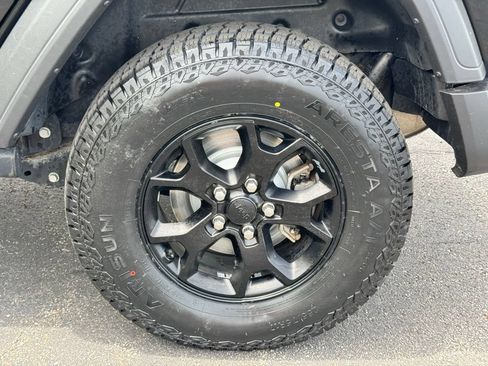 Used 2021 Jeep Wrangler Unlimited Sport AWD/4WD image 39